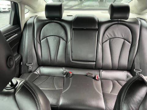 2017 Buick LaCrosse Premium