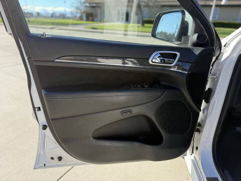 2014 Jeep Grand Cherokee SRT