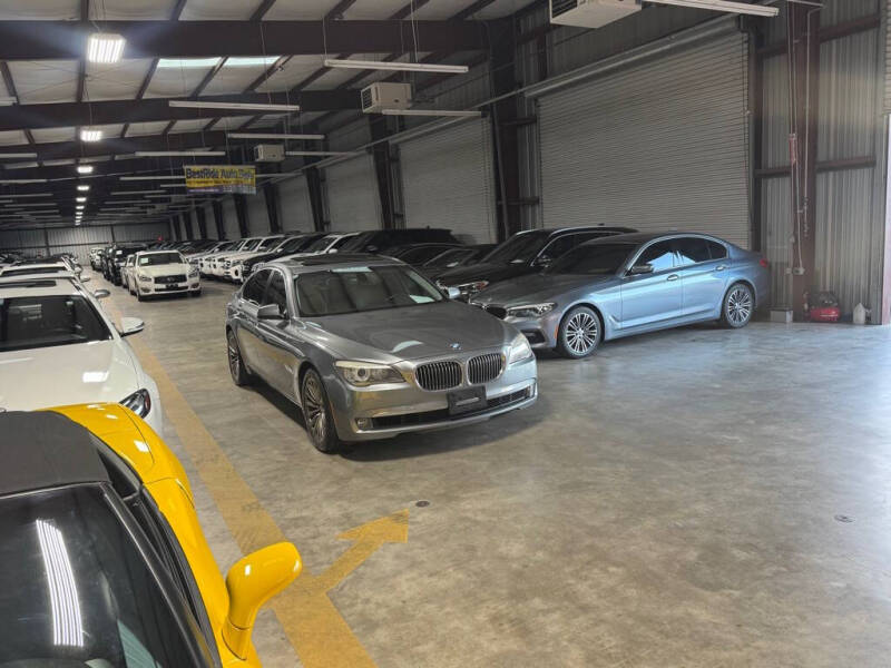 2011 BMW 7 Series 740i