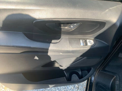 2017 Mercedes-Benz Metris Passenger