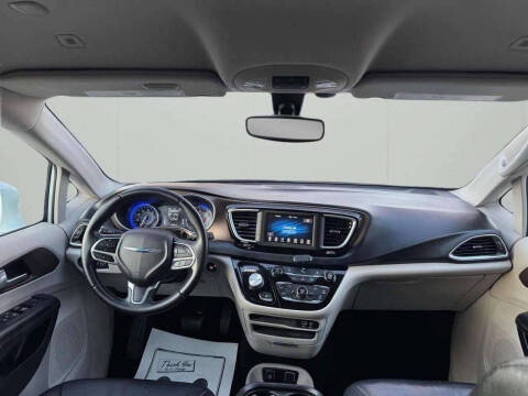 2018 Chrysler Pacifica Touring L