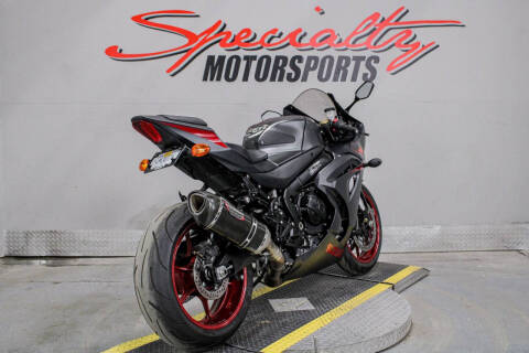 2017 Suzuki GSX-R1000