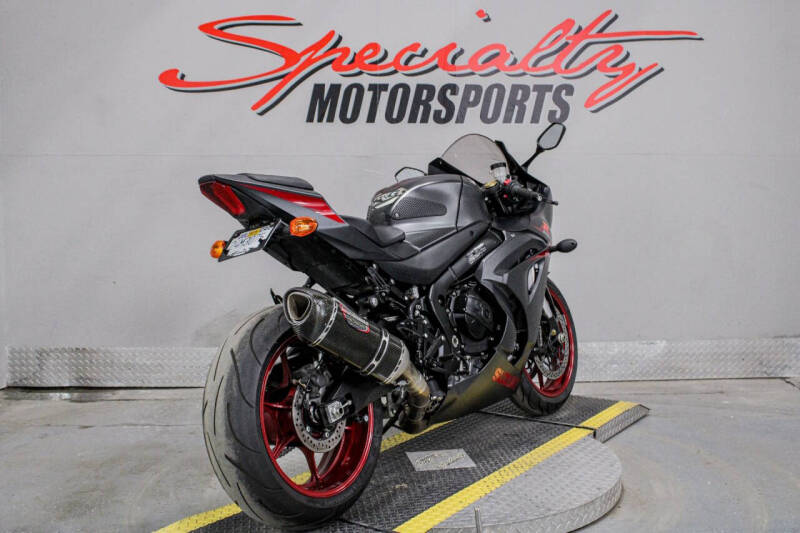 2017 Suzuki GSX-R1000