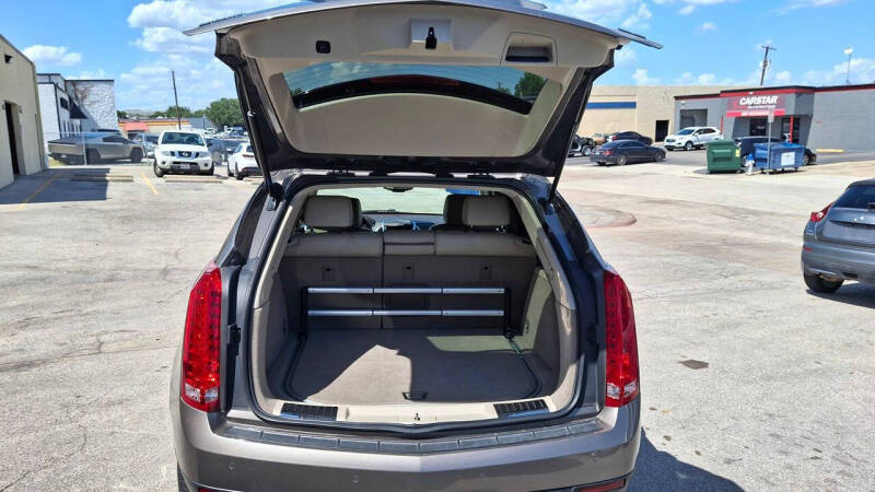 2012 Cadillac SRX Performance Collection