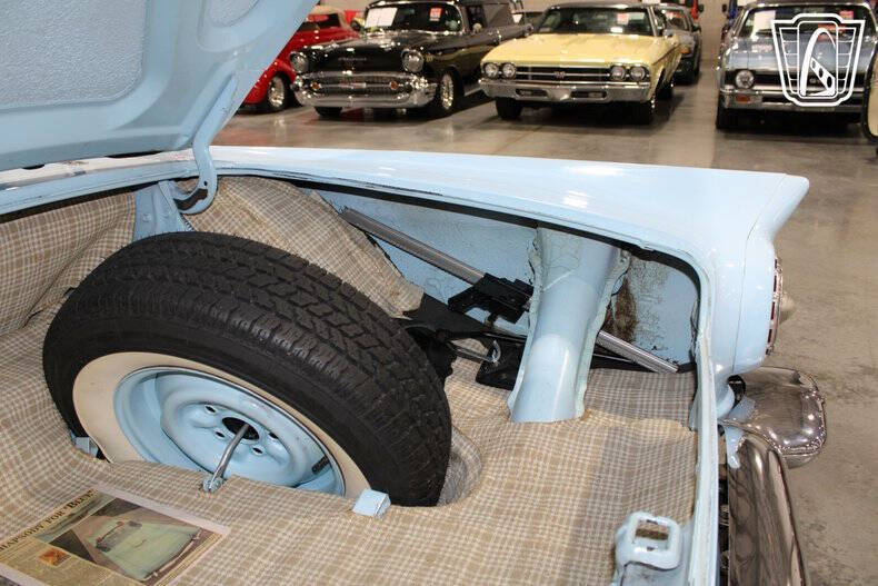 1957 Ford Thunderbird