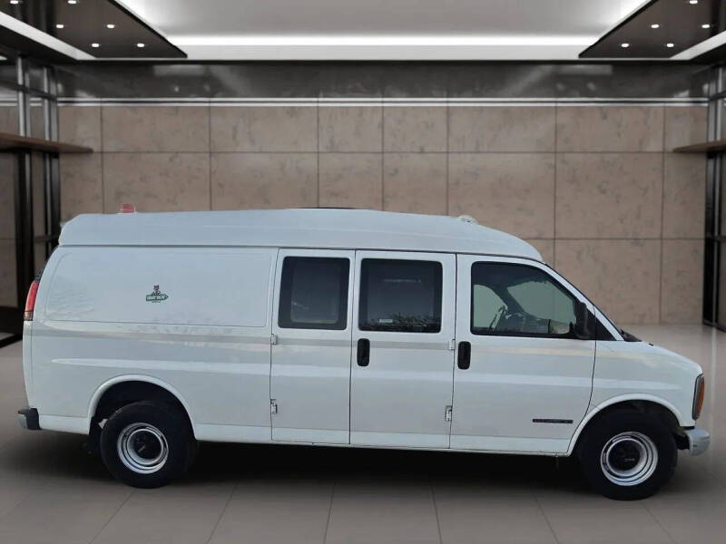 2000 GMC Savana G3500