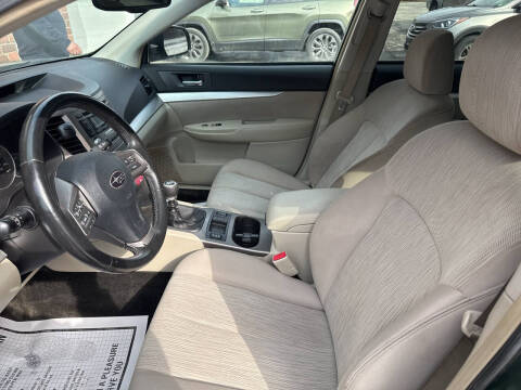 2013 Subaru Outback 2.5i Premium