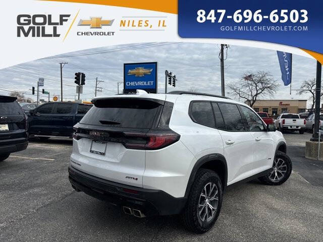 2024 GMC Acadia AT4