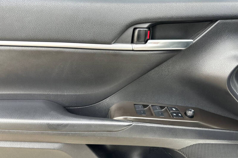 2023 Toyota Camry SE Nightshade