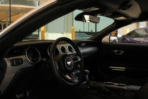 2021 Ford Mustang EcoBoost