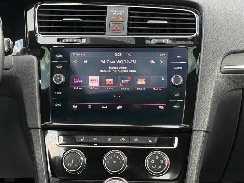 2018 Volkswagen Golf GTI S