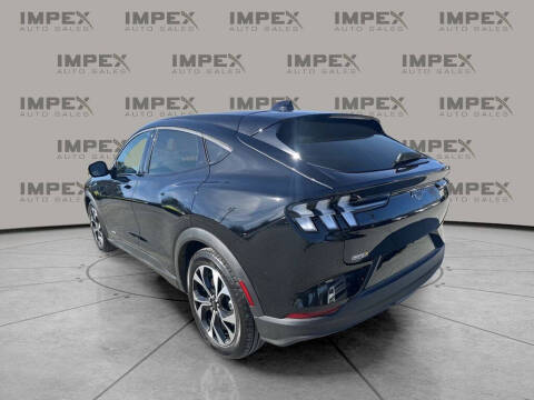 2025 Ford Mustang Mach-E Select