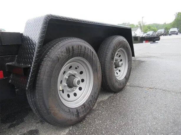 2022 MID STATE TRAILERS Mid State 22’ Tilt Deck E