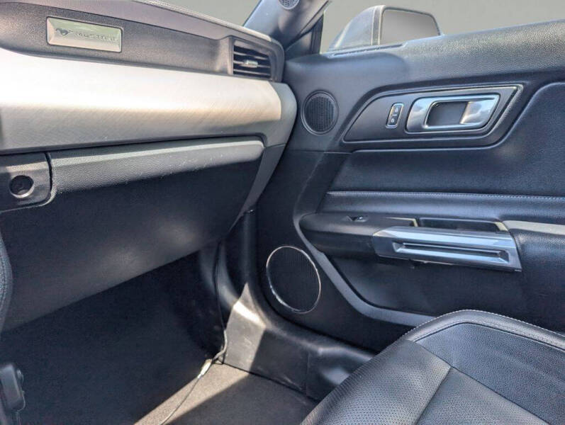 2021 Ford Mustang EcoBoost Premium