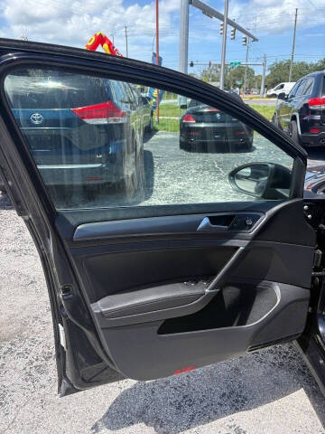 2021 Volkswagen Golf TSI