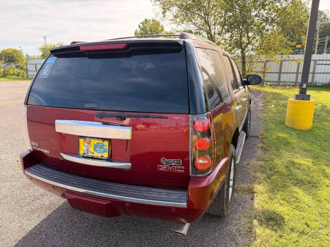 2011 GMC Yukon Denali
