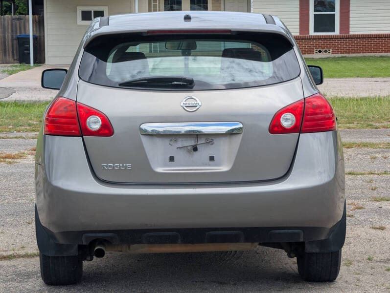 2012 Nissan Rogue S