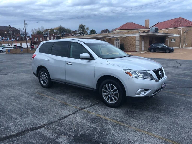 2013 Nissan Pathfinder for sale at DC Auto Sales Inc in Saint Louis MO