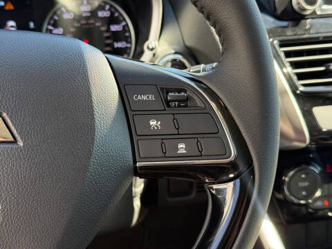 2026 Mitsubishi Eclipse Cross SE