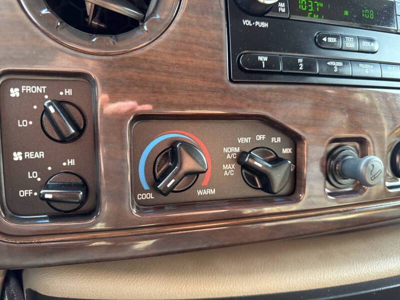 2011 Ford E-Series E-150