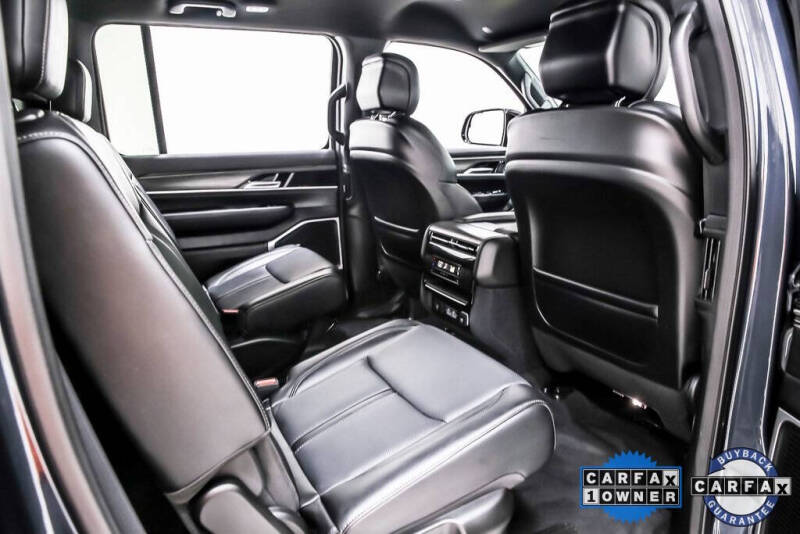 2024 Jeep Wagoneer Series III