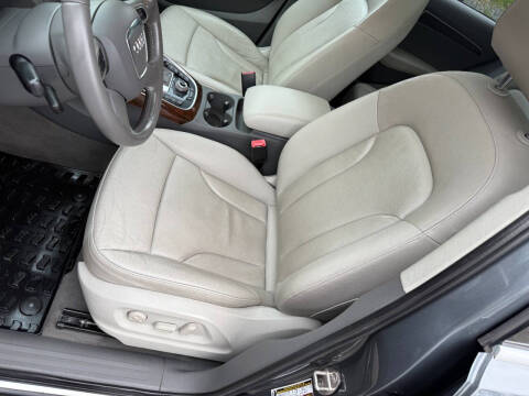 2012 Audi Q5 2.0T quattro Premium Plus