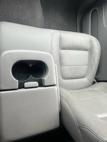 2003 Ford F-150 Lariat