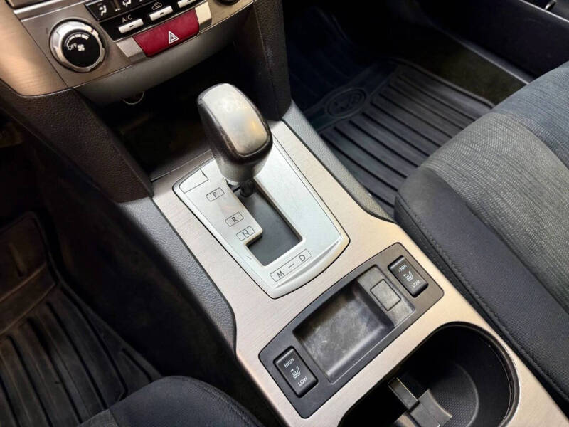 2013 Subaru Outback 2.5i Premium