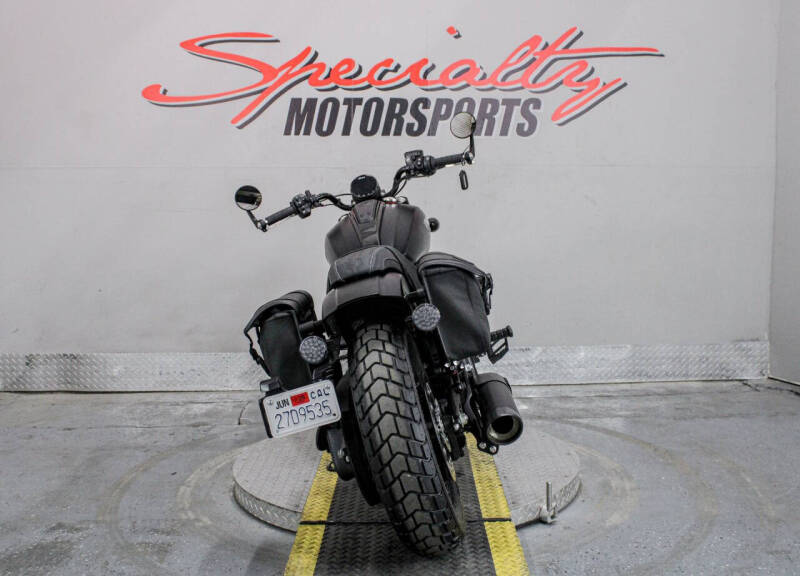 2025 Indian Scout Bobber