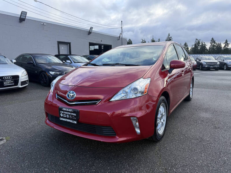 2012 Toyota Prius v Five