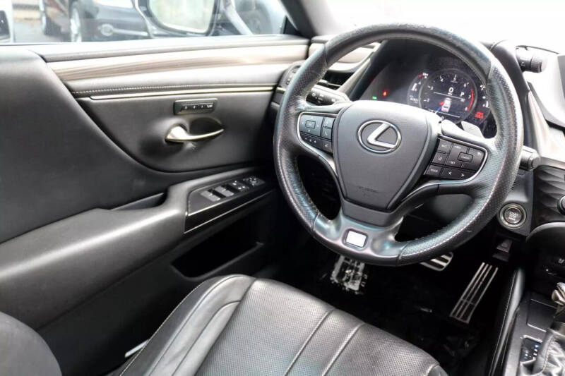 2019 Lexus ES 350 F SPORT