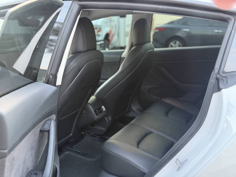 2021 Tesla Model 3 Standard Range Plus