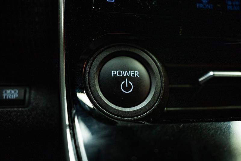 2024 Toyota bZ4X Limited