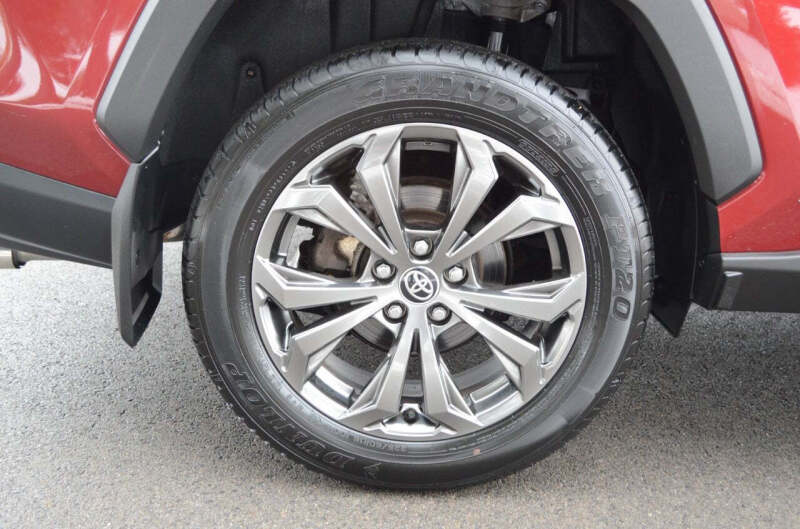 2022 Toyota RAV4 Hybrid XLE Premium