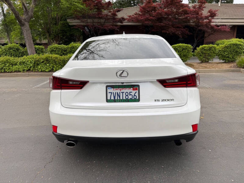 2016 Lexus IS 200t