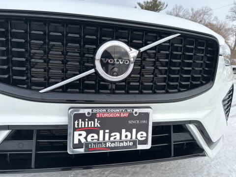 2025 Volvo XC60 B5 Plus Dark Theme