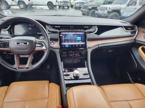 2024 Jeep Grand Cherokee Summit