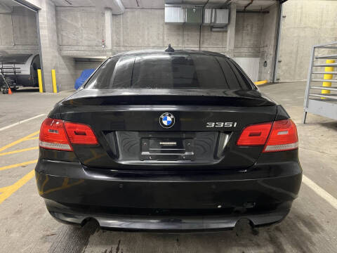 2009 BMW 3 Series 335i