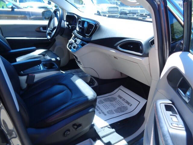2019 Chrysler Pacifica Touring L Plus