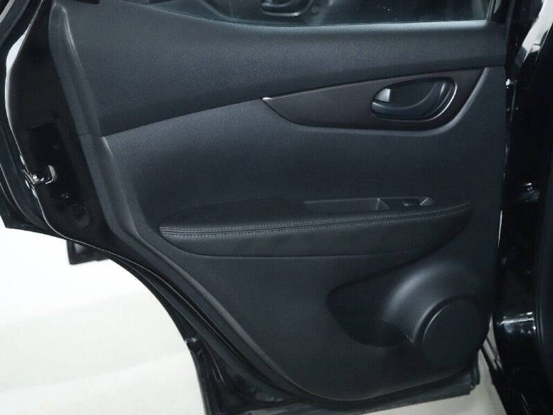 2022 Nissan Rogue Sport S