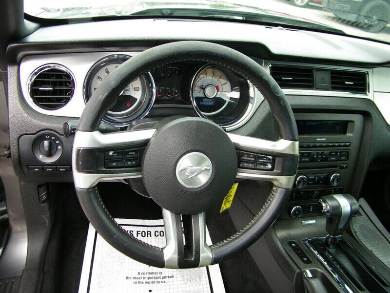 2010 Ford Mustang V6 Premium