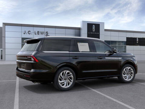 2027 Lincoln Navigator Reserve