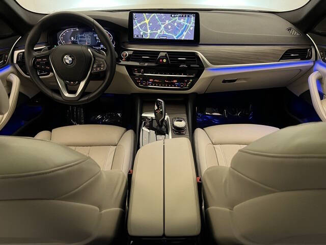 2022 BMW 5 Series 530i