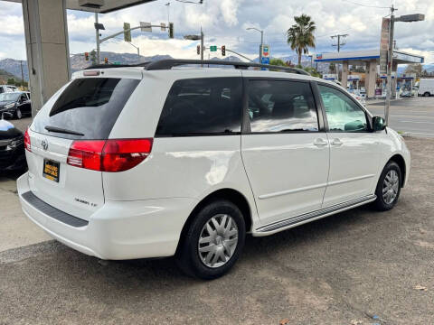 2004 Toyota Sienna