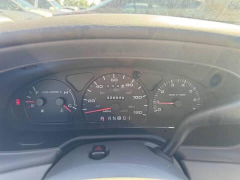 2003 Ford Taurus LX