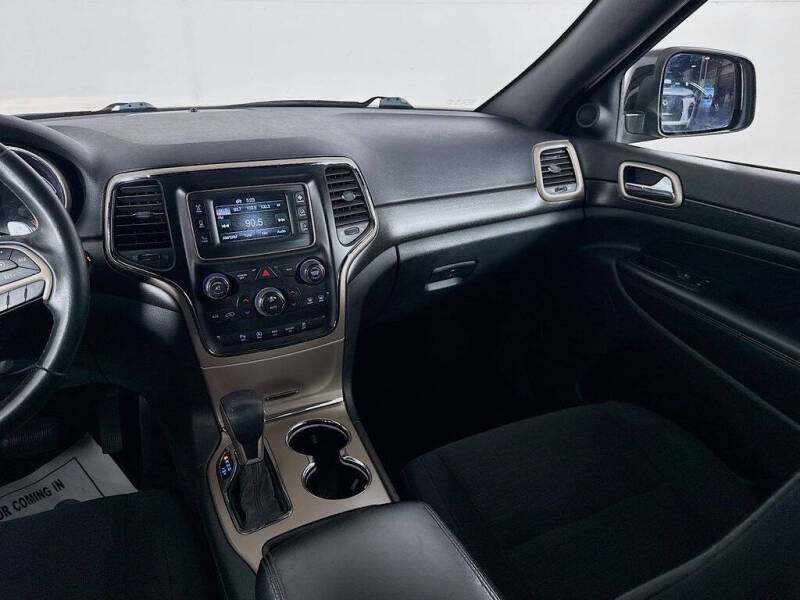 2017 Jeep Grand Cherokee Laredo