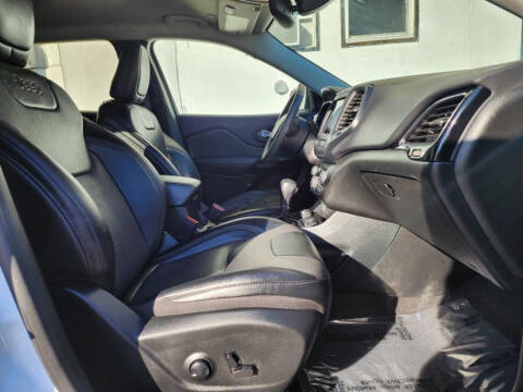 2023 Jeep Cherokee Altitude Lux