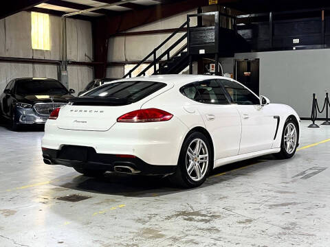 2014 Porsche Panamera 4