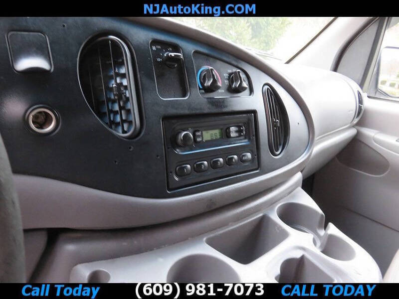 2002 Ford E-Series