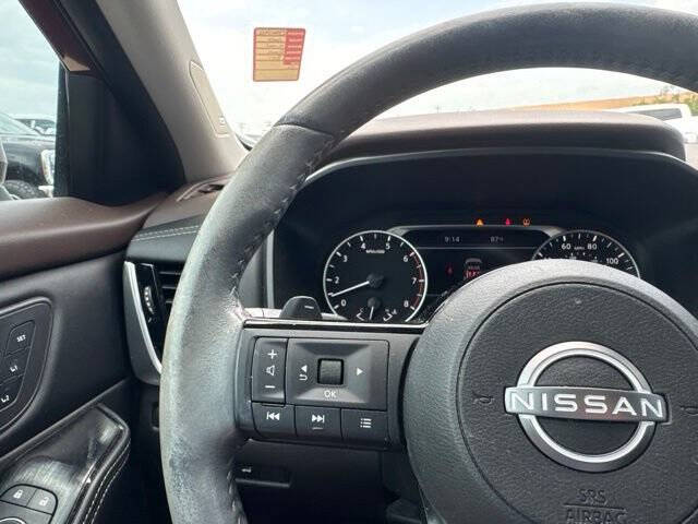 2023 Nissan Rogue SL